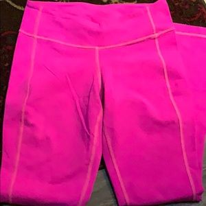 Lululemon size 6